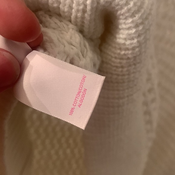 Sweater - Picture 5 of 5